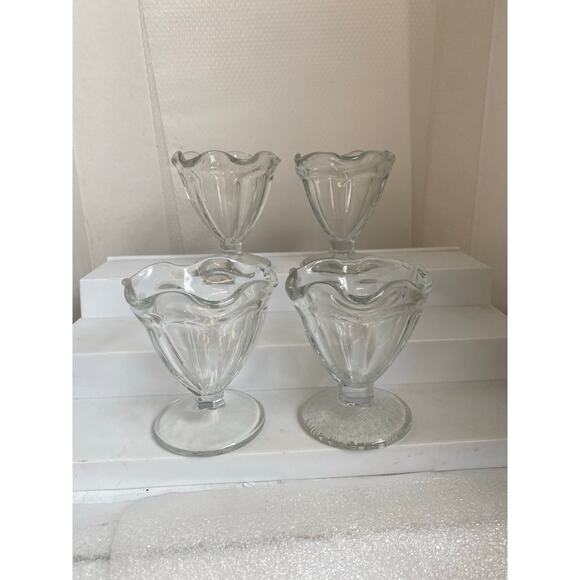 Vintage Ice Cream Sundae Dishes Clear Glass Footed Dessert Dishes Tulip Lot of 4 - Picture 11 of 12